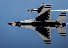 USAF Thunderbirds Look Spectacular in First Training Outing of the Year