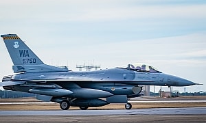 USAF Working on Autonomous F-16 Fighting Falcons That'll Never Fly by Themselves