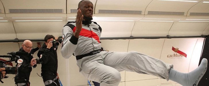 Usain Bolt having some fun in zero gravity at G.H. Mumm event