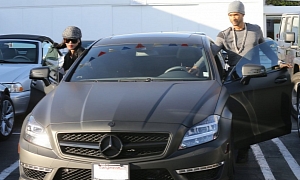 Usher Still Enjoying His Matte-Black CLS 63 AMG