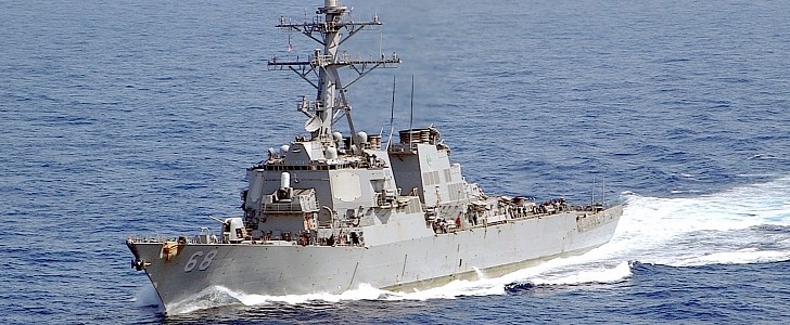 USS The Sullivans (DDG 68)