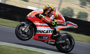 Valentino Rossi Waves Ducati Goodbye