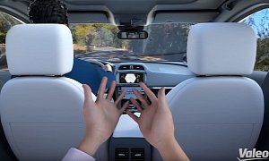 Valeo Voyage XR Allows Backseat Driving, Snooping In on New Drivers