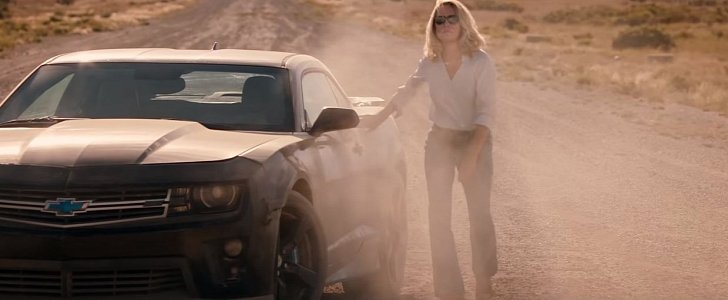 Ex-CIA Valerie Plame shows off her driving skills for her first ad in congressional campaign