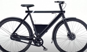 VanMoof’s Powerbank Boosts Up Your Ride With 62 Miles Extra Range