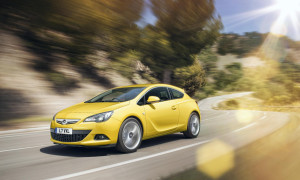 Vauxhall Opens Order Books, Announces Full Pricing for Astra GTC