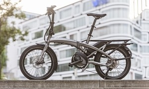 Vektron S10 Folding e-Bike Is a Sleek and Speedy Urban Commuter Vehicle