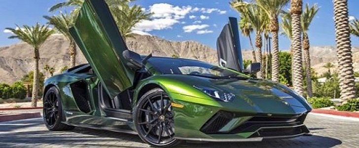 Verde Ermes Lamborghini Aventador S
