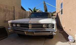 Very Rare 1966 Chrysler 300 Is a Barn Find Classic That’s Still Alive