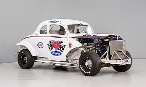 Veteran 1938 Ford Race Car Has Parts From World War Two Bomber