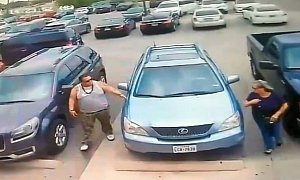 Vicious Fight Over Texas Parking Spot Emerges, Man Takes Down 2 Women