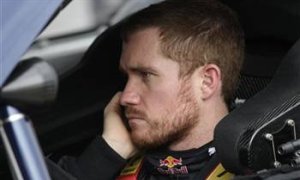 Vickers Suffers from Blood Clots