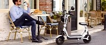 Vida-a-Gogo Aims to Reinvent the Electric Scooter, It's Groovy, Smart, and Feature-Rich