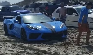 Video: Corvette C8 Tries Plowing Through Sand in Texas, Gets Beached