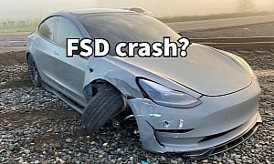 Video of a Tesla on FSD Crashing at a Railroad Crossing Divides the Internet