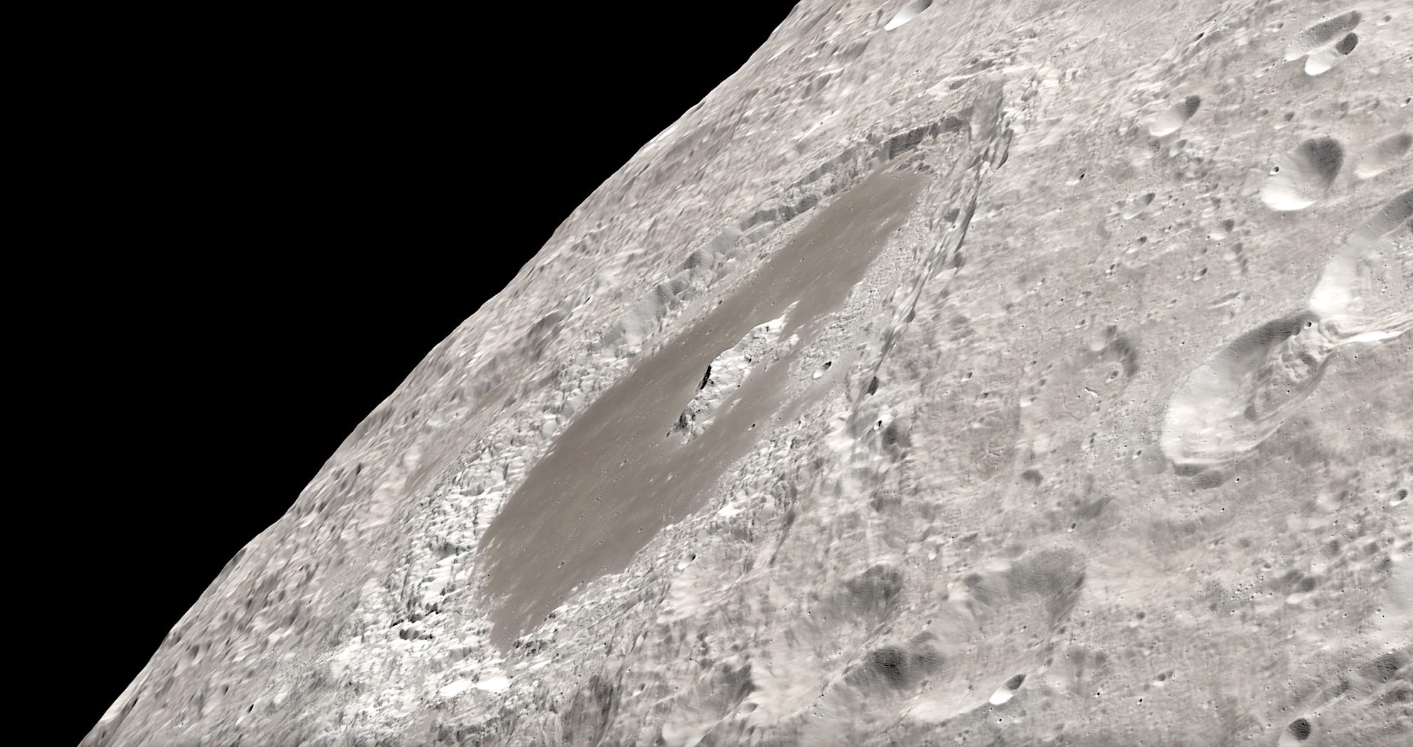 Watch The Far Side Of The Moon In 4k Detail As Seen By Apollo 13 Crew Autoevolution