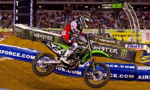 Villopoto Leads the AMA Supercross Before St. Louis