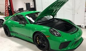 Viper Green Porsche 911 GT3 Touring Looks Like a Jewel