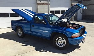 Viper V10-engined Dodge Dakota Is Real and It’s For Sale