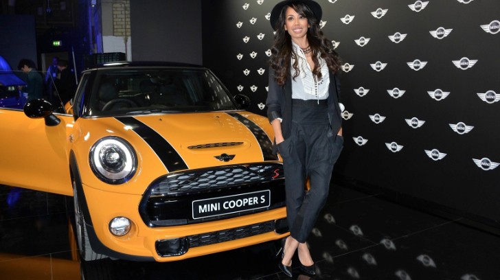 Jade Ewen Next to the 2014 MINI Cooper S