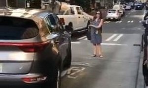 Viral Clip of Pedestrian Shooing Off Cars from Seattle Bus Lane Sparks Imitators