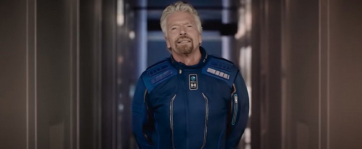 Richard Branson launches to space in Unity 22 test mission 