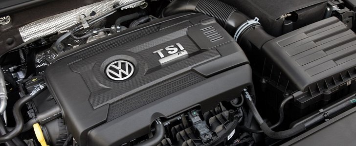 Volkswagen Golf R engine
