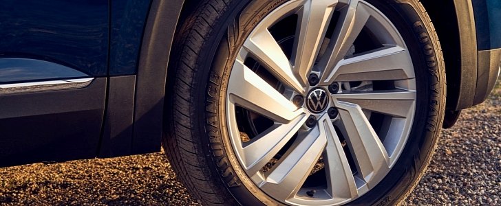 Volkswagen Atlas wheel