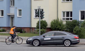 Volkswagen Develops Road Junction Assistance System