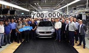 U.S.-spec VW Passat Celebrates 700,000th Example Built At Chattanooga Plant