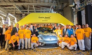 Volkswagen Raffles Final Beetle For Charity