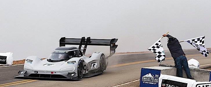 volkswagen I.D. R Pikes Peak crossing the finish line