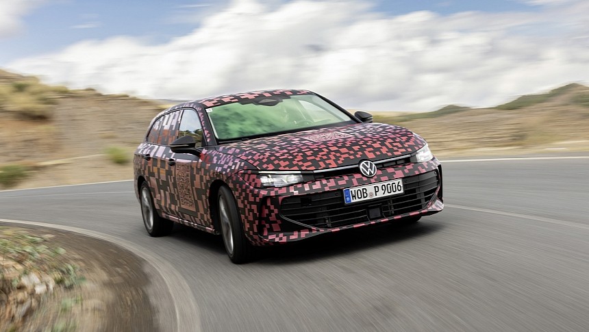 Volkswagen Passat wagon is getting ready for debut