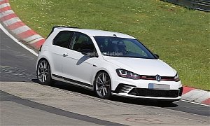 Volkswagen Testing Enhanced Golf GTI ClubSport on the Nurburgring