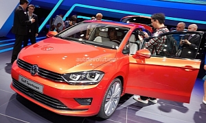 Volkswagen to Rename Golf Plus as Sportsvan, Targeting Younger Buyers With More Room