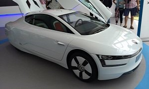 Volkswagen XL1: UK Price and Details Announced
