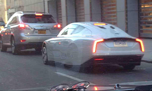 Volkswagen XL1 Visits New York, Ends Up on Reddit as Mystery Car
