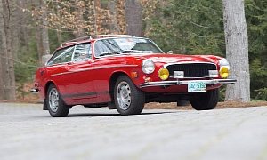 Volvo 1800ES Sold at Auction for Record-Breaking $92,400