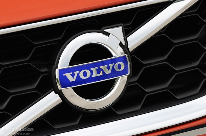 Volvo C30 could get a five-door brother in the near future