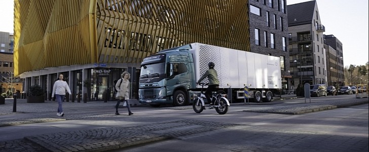 Volvo's fleet of 6 medium and heavy duty electric trucks will now have an alert system.