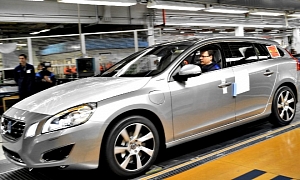 Volvo Increases V60 Plug-In Hybrid Production for 2013 Deliveries