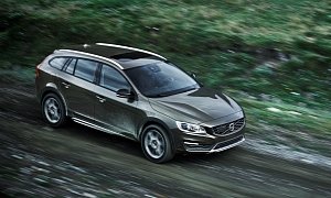 Volvo V60 Cross Country Coming to Los Angeles Auto Show <span>· Video</span>