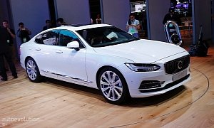 Volvo Launches Its S90 Flagship Sedan at 2016 Detroit Auto Show
