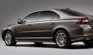 Volvo S80L for China: Specs and Photos
