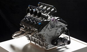 Volvo Shows 5.0-liter V8 Engine for Australian V8 Supercar Championship