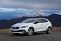 Volvo V40 Cross County Gets New T5 AWD Engine: 2-Liter Turbo with 245 HP
