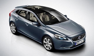 Volvo V40 Official Photos Leaked