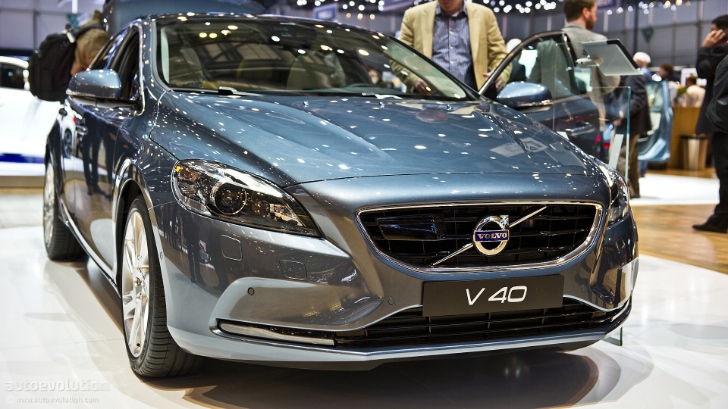 Volvo V40