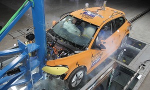 Volvo Works on Electric Car Crash Safety