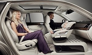 Volvo’s Swivel Child Seat Concept Is About Luxury but Is It Safe?